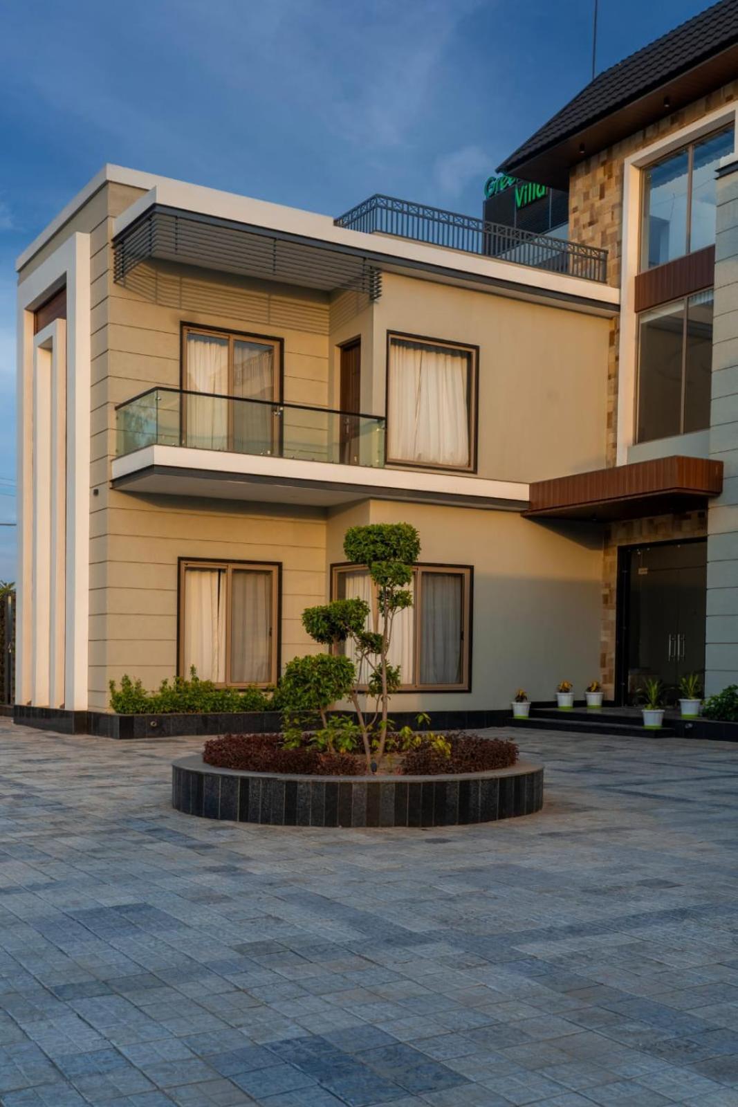 Green Galaxy Villa Amritsar Esterno foto