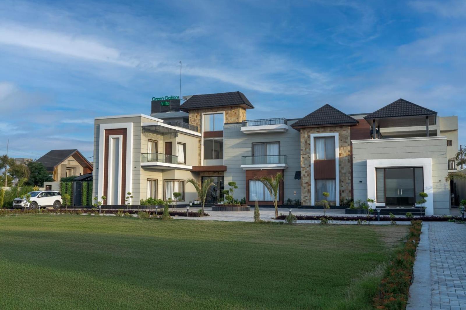 Green Galaxy Villa Amritsar Esterno foto