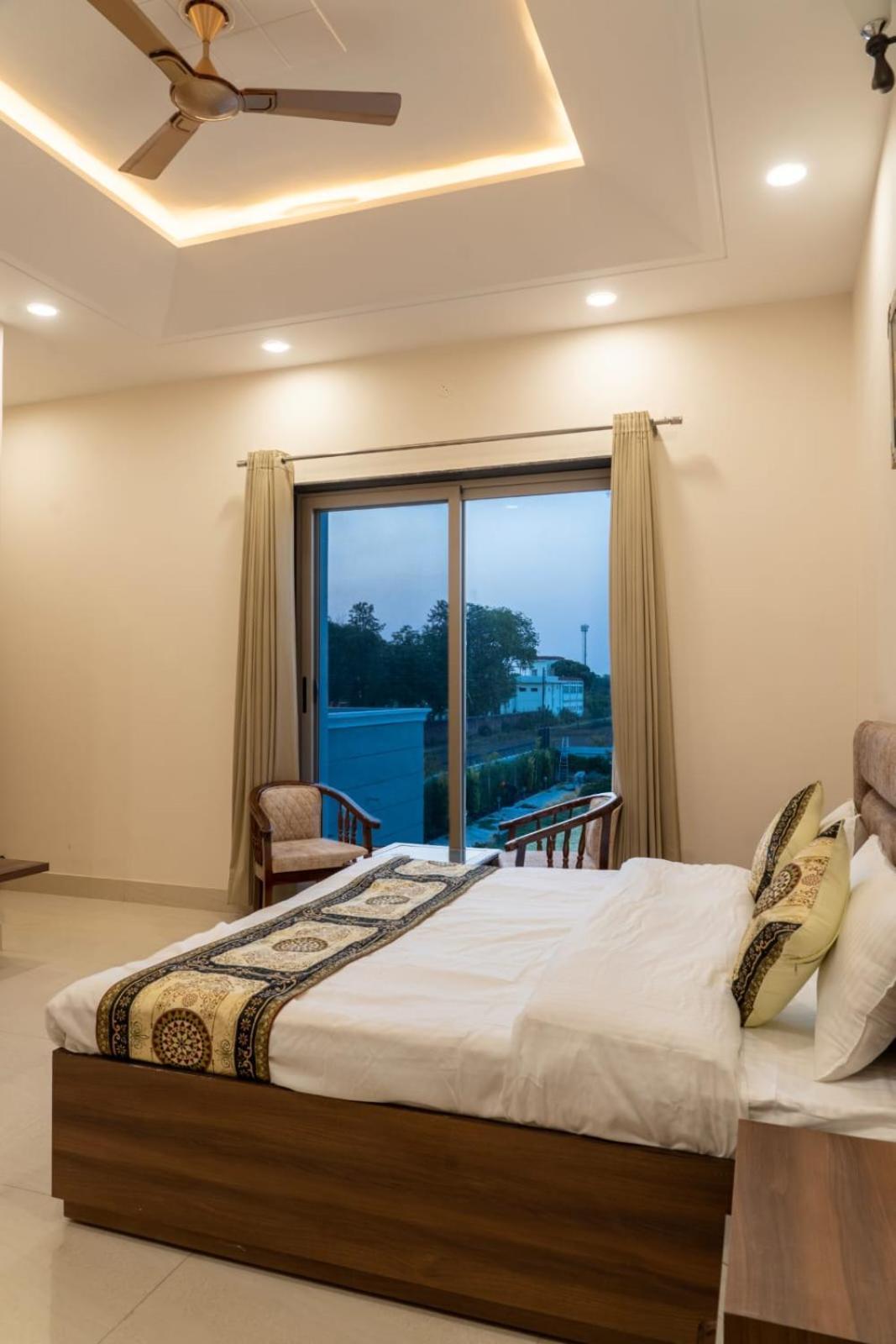 Green Galaxy Villa Amritsar Esterno foto